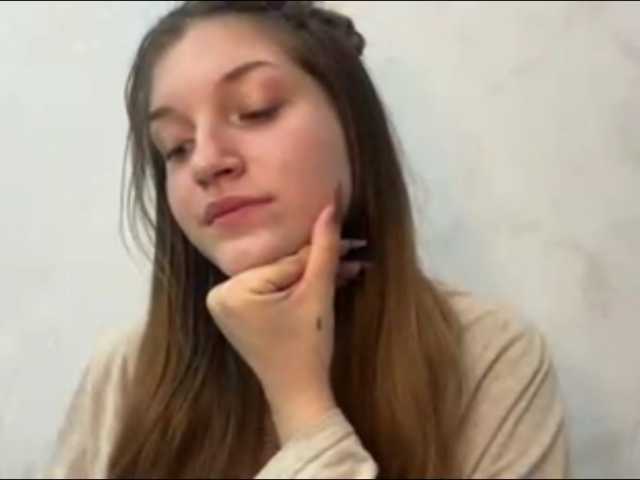 FinnaFlower live cam on BongaCams