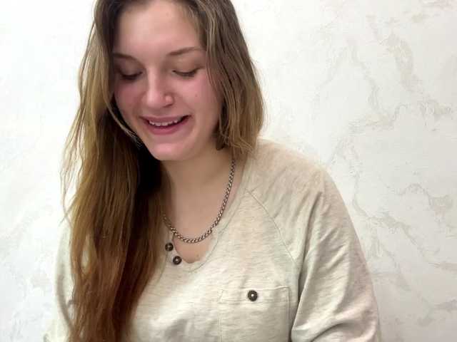 FinnaFlower live cam on BongaCams
