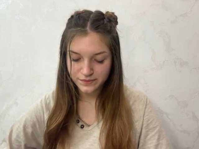 FinnaFlower live cam on BongaCams