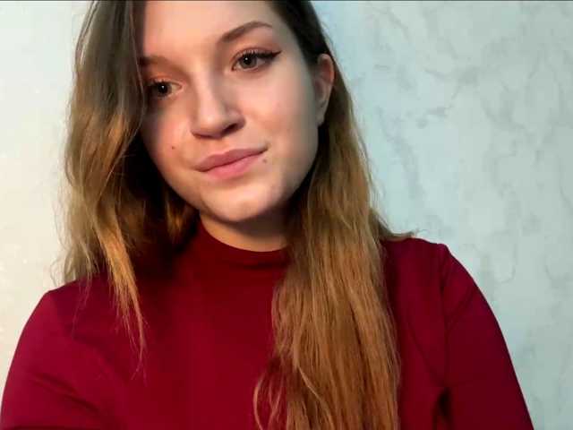FinnaFlower, live now on BongaCams