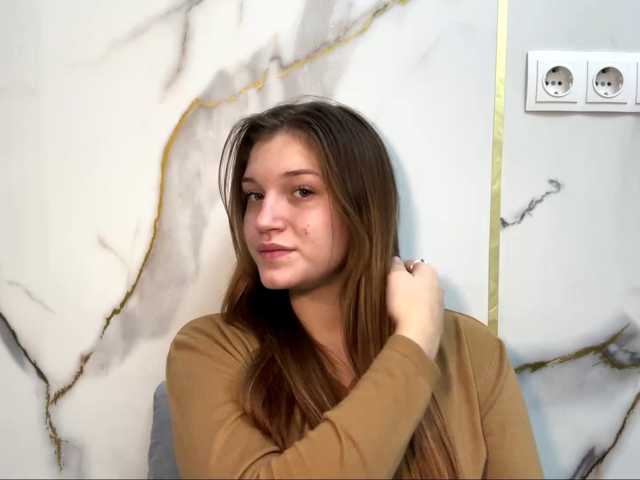FinnaFlower live cam on BongaCams