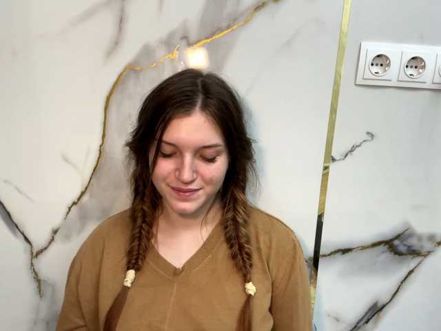 FinnaFlower live cam on BongaCams