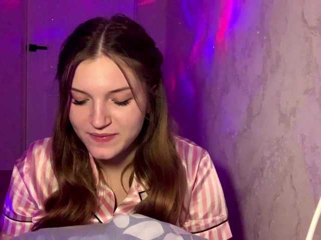 FinnaFlower live cam on BongaCams