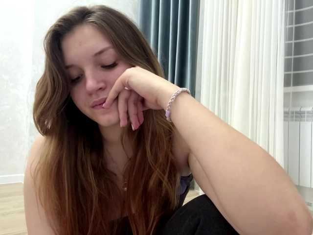 FinnaFlower live cam on BongaCams