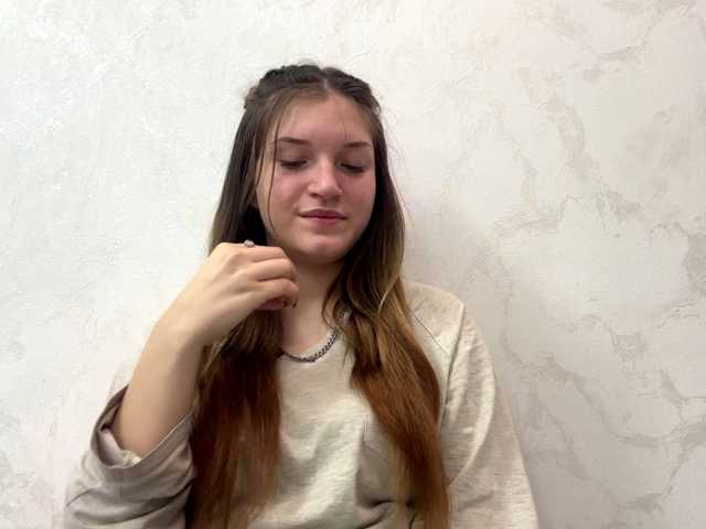 FinnaFlower live cam on BongaCams