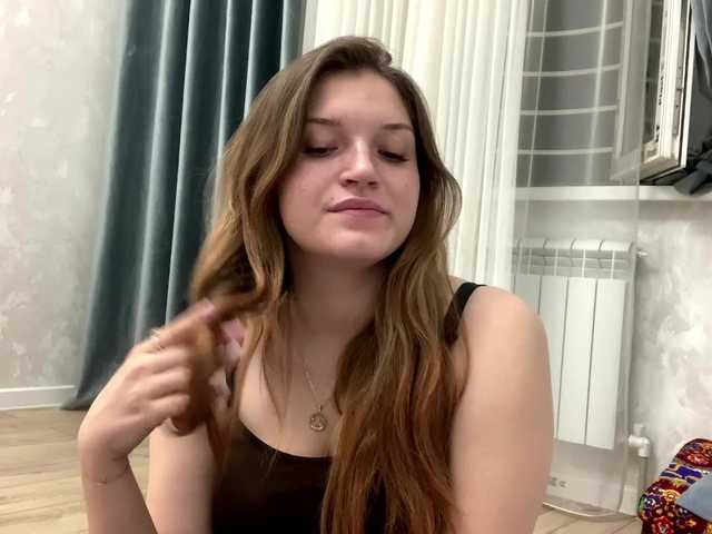 FinnaFlower live cam on BongaCams