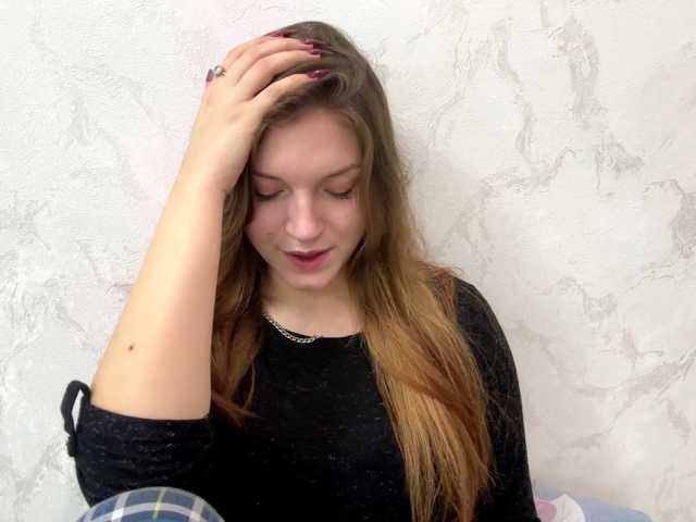 FinnaFlower live cam on BongaCams