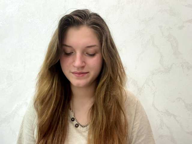 FinnaFlower live cam on BongaCams