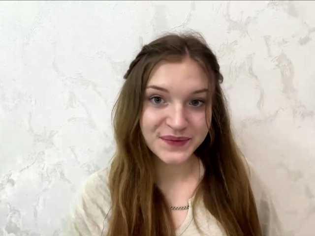 FinnaFlower live cam on BongaCams