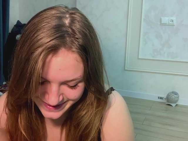 FinnaFlower live cam preview