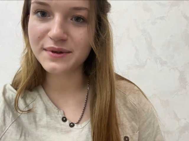 FinnaFlower live cam on BongaCams