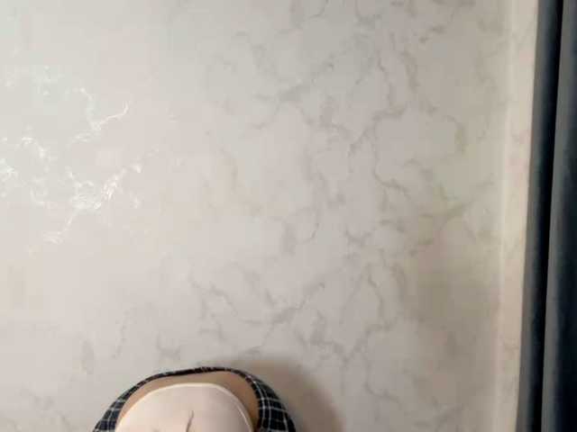 FinnaFlower live cam on BongaCams