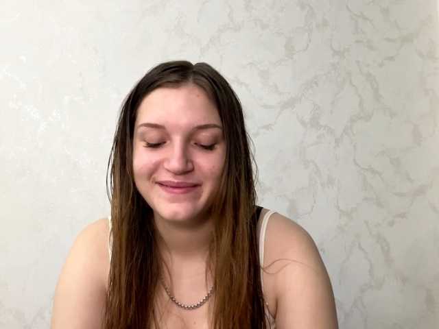 FinnaFlower live cam on BongaCams
