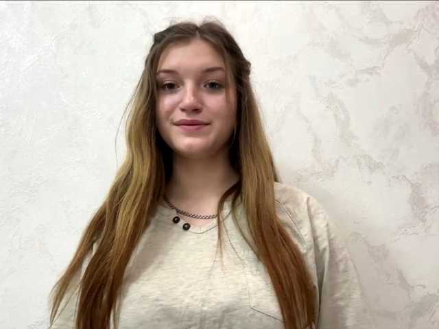 FinnaFlower live cam on BongaCams