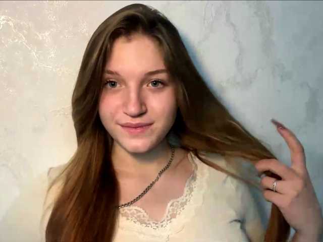 FinnaFlower live cam on BongaCams