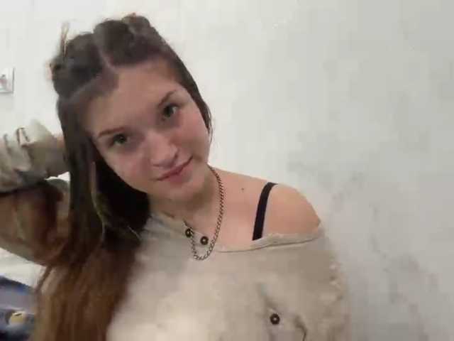 FinnaFlower live cam on BongaCams