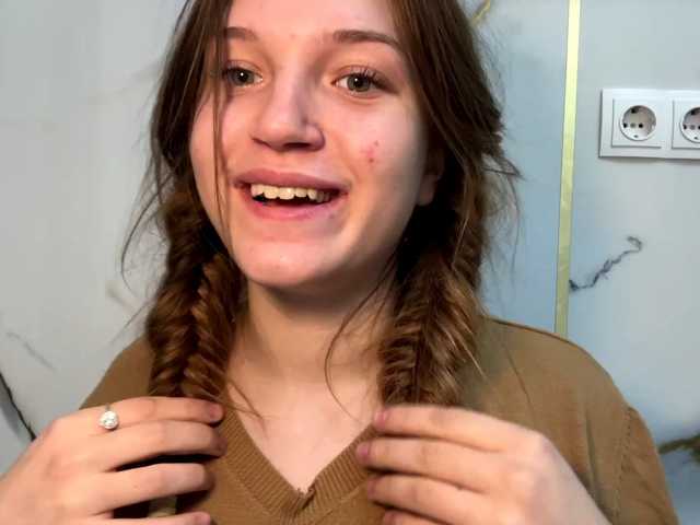 FinnaFlower live cam on BongaCams