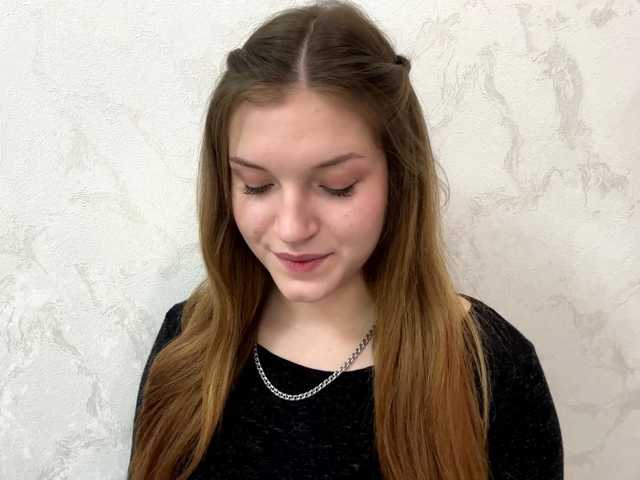 FinnaFlower live cam on BongaCams