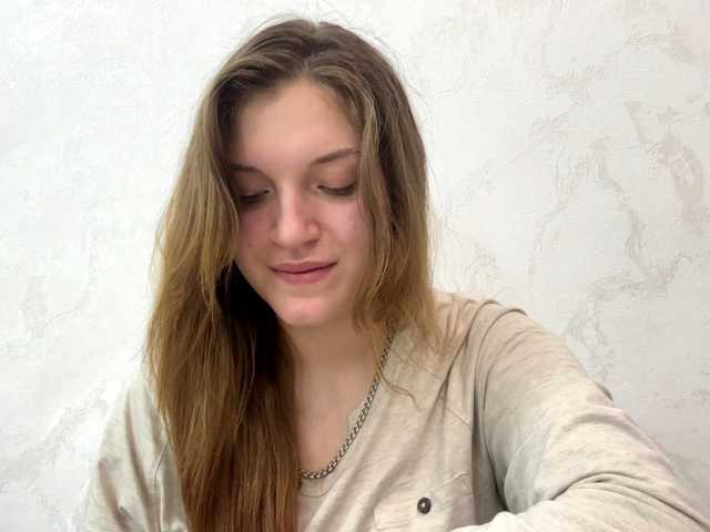 FinnaFlower live cam on BongaCams