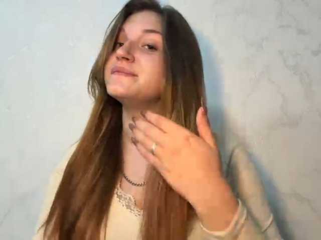 FinnaFlower live cam on BongaCams
