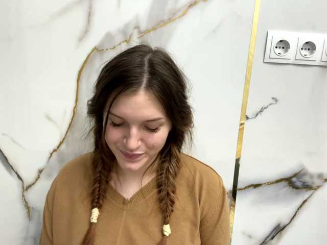 FinnaFlower live cam on BongaCams