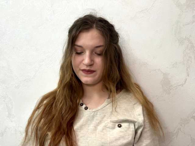FinnaFlower live cam on BongaCams