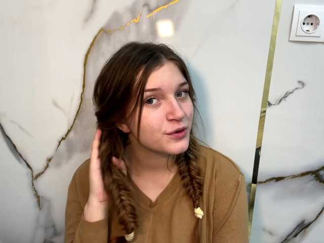 FinnaFlower live cam on BongaCams