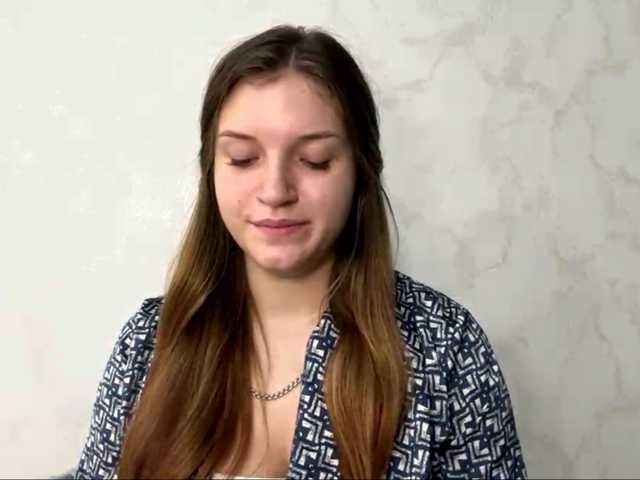 FinnaFlower live cam on BongaCams