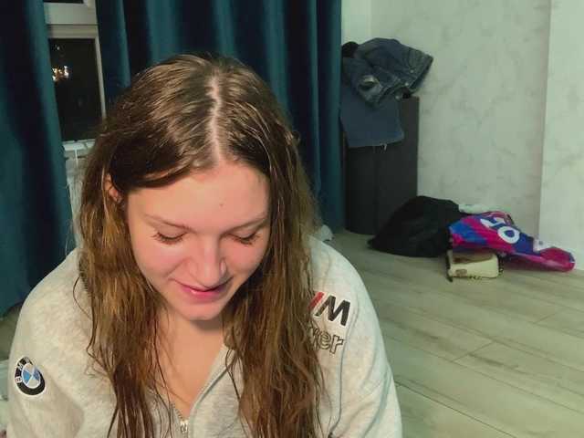 FinnaFlower live cam on BongaCams