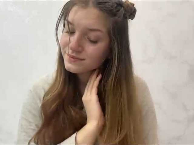 FinnaFlower live cam on BongaCams