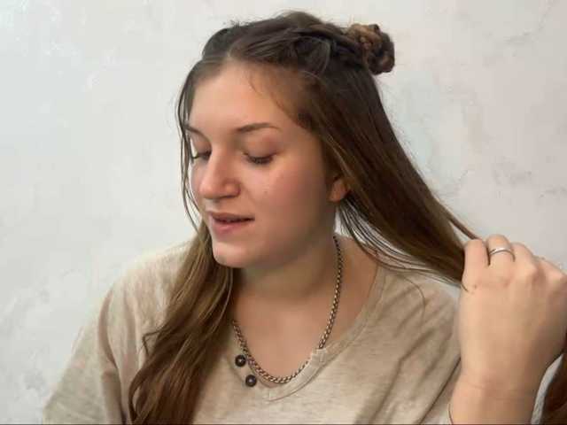 FinnaFlower live cam on BongaCams