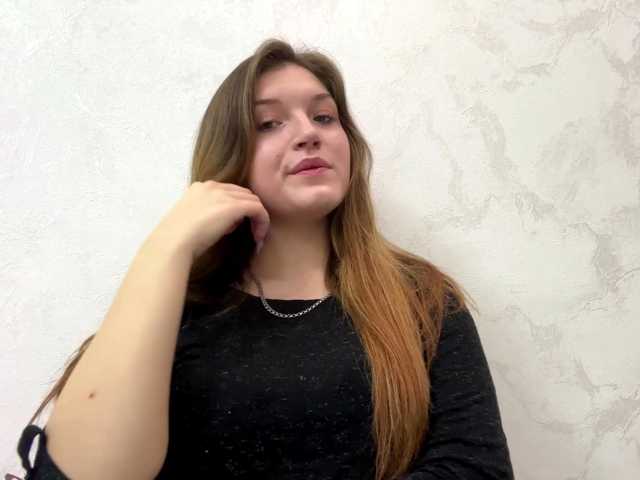 FinnaFlower live cam on BongaCams