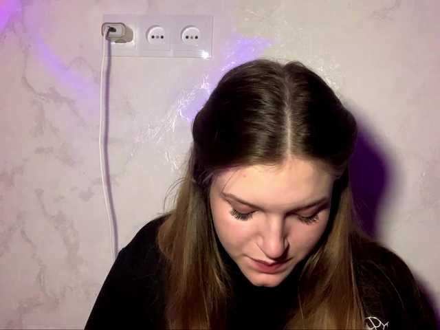 FinnaFlower live cam on BongaCams
