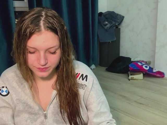 FinnaFlower live cam on BongaCams