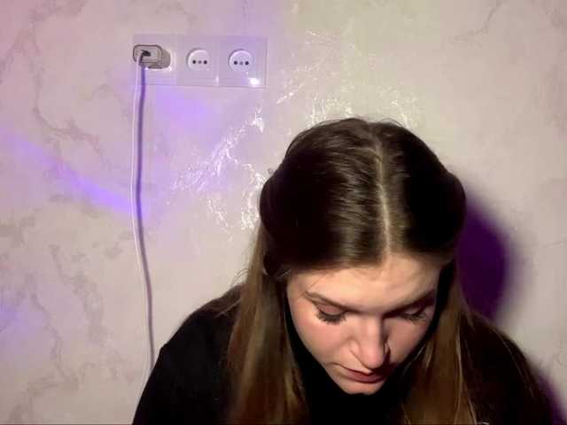 FinnaFlower live cam on BongaCams