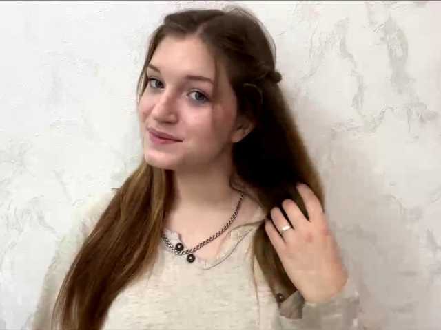 FinnaFlower live cam on BongaCams