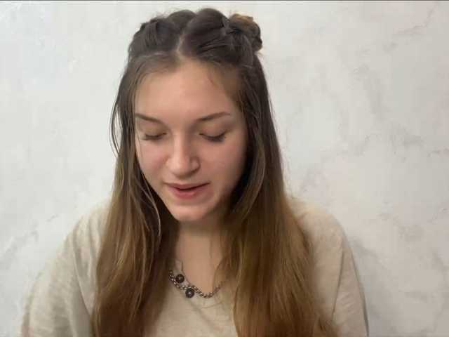 FinnaFlower live cam on BongaCams