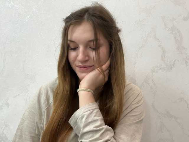 FinnaFlower live cam on BongaCams