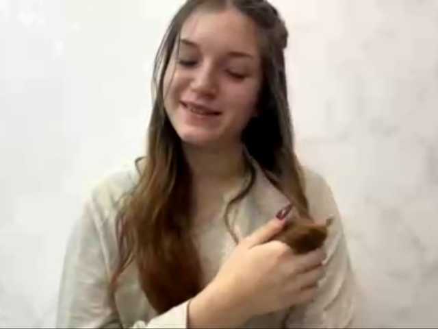 FinnaFlower live cam on BongaCams
