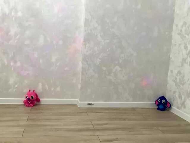 FinnaFlower live cam on BongaCams
