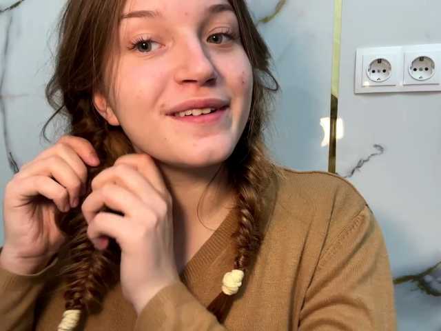 FinnaFlower live cam on BongaCams