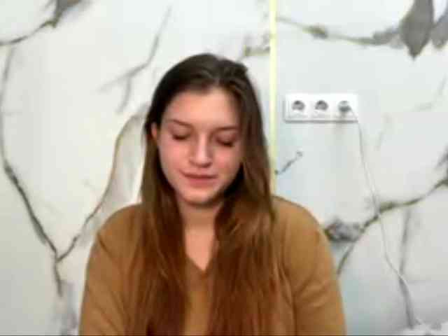 Вебкам-шоу FinnaFlower