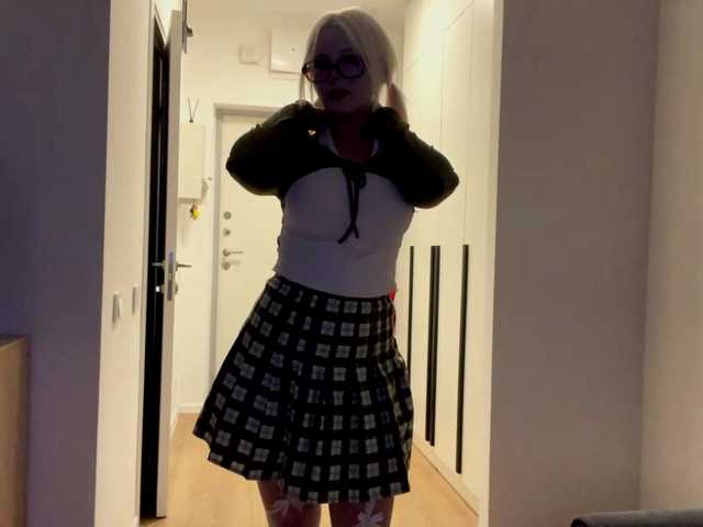 KittyKittyHey live cam on BongaCams