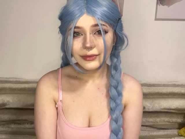KittyKittyHey live cam on BongaCams