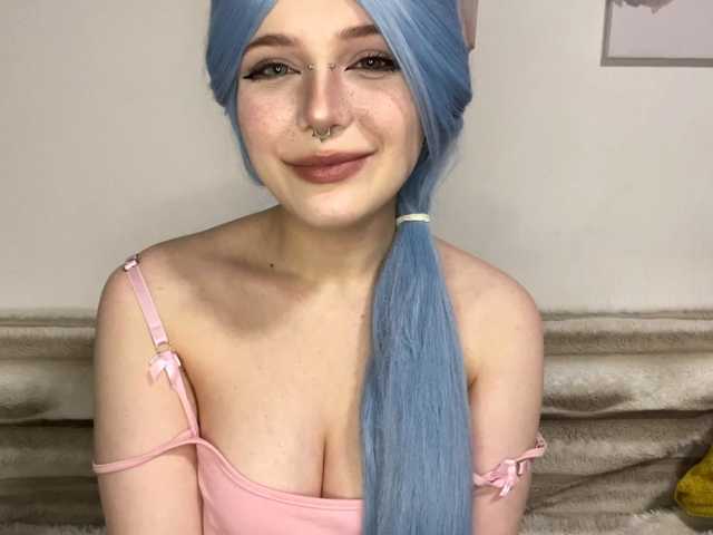 KittyKittyHey live cam on BongaCams