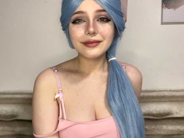 KittyKittyHey live cam on BongaCams