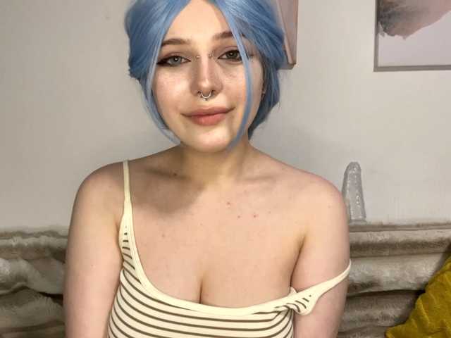 KittyKittyHey live cam on BongaCams