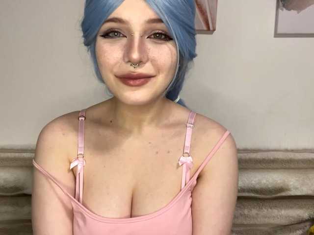 KittyKittyHey live cam on BongaCams