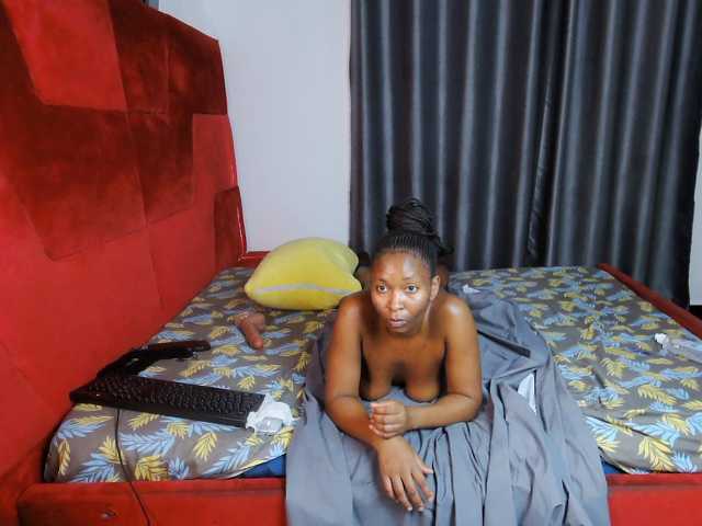 Lovedrizzles live cam on BongaCams