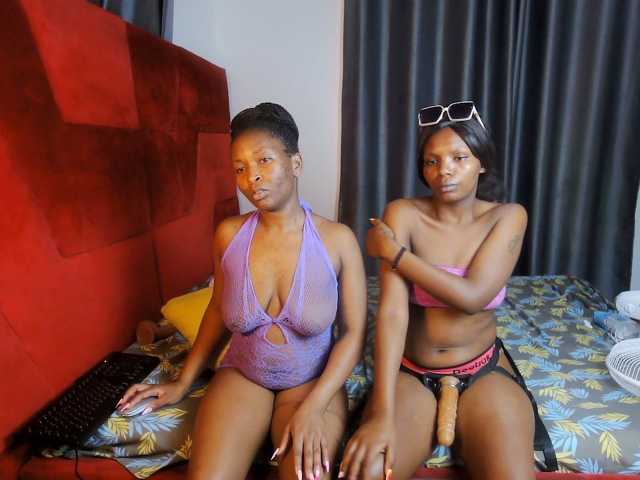Lovedrizzles live cam on BongaCams